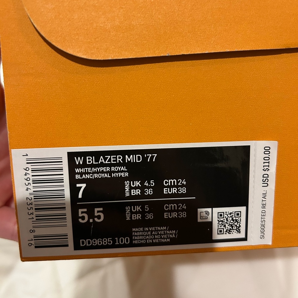 Nike Blazer Mid ‘77 View 5